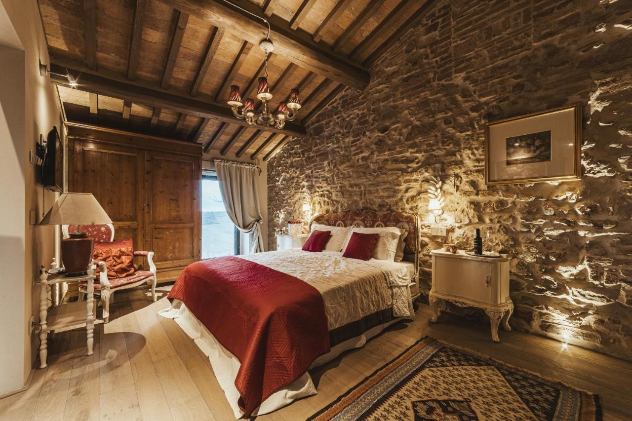 Agriturismo Poggio Il Castellare 몬탈치노 외부 사진