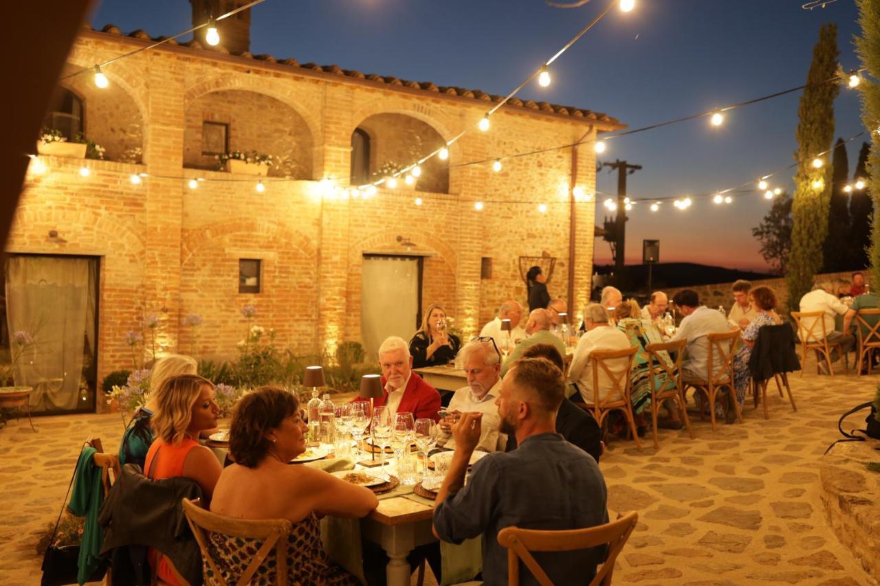 Agriturismo Poggio Il Castellare 몬탈치노 외부 사진