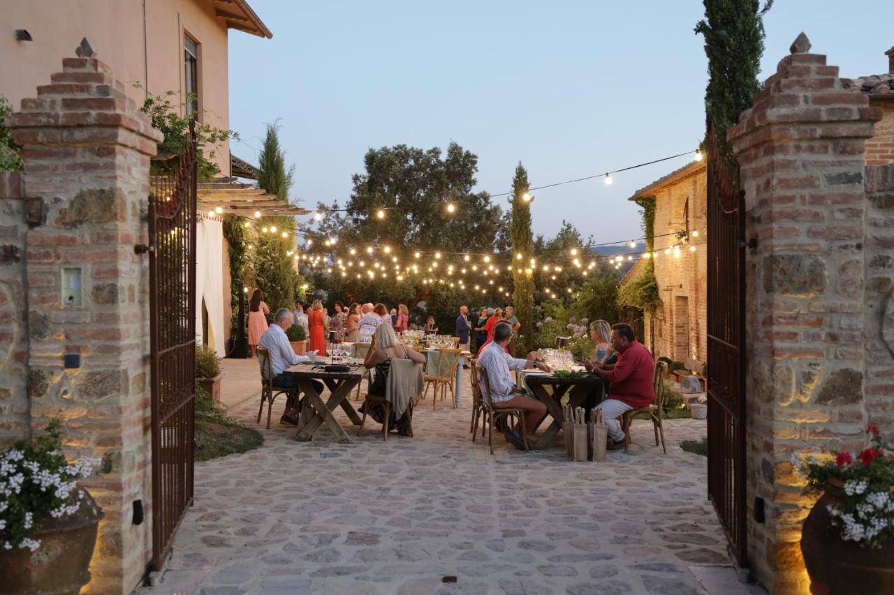 Agriturismo Poggio Il Castellare 몬탈치노 외부 사진